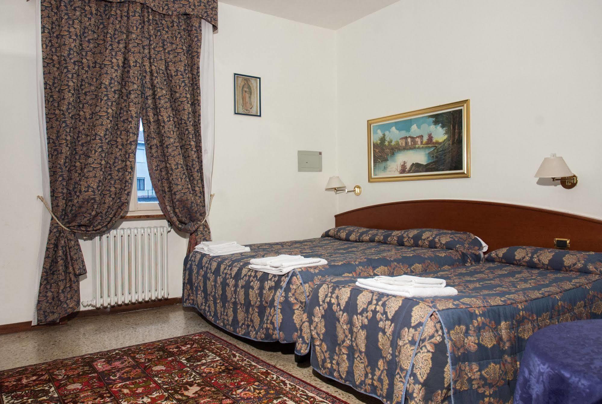 Vip Hotel Plaisance Extérieur photo
