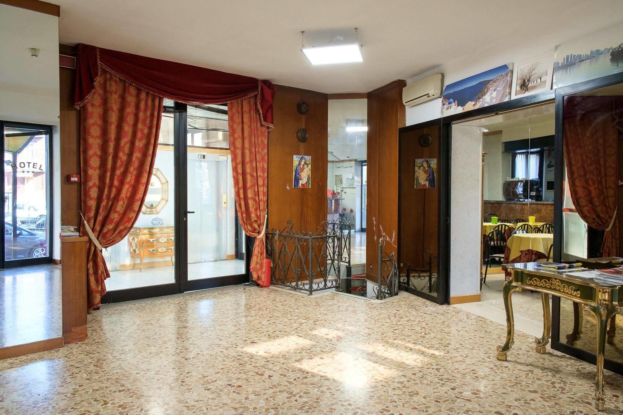Vip Hotel Plaisance Extérieur photo